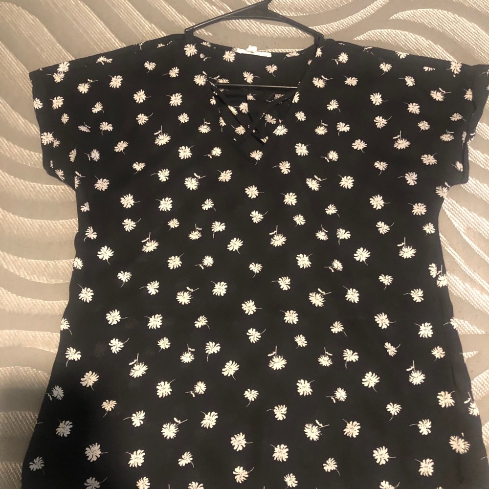 Women’s blouse from Maurice’s. Size small.